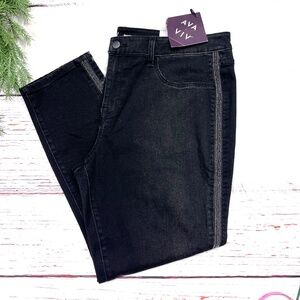 👖NWT🤩|•AVA & VIV•| Super Stretch Jegging Skinny Jeans Studded Stripes Size 18W